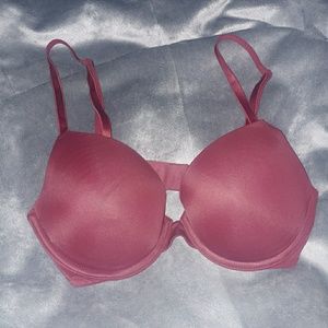 PINK bra size 32C